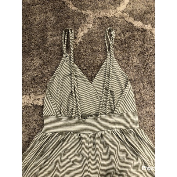 NWOT Spaghetti Strap Grey & White Stripped Romper - Picture 5 of 5
